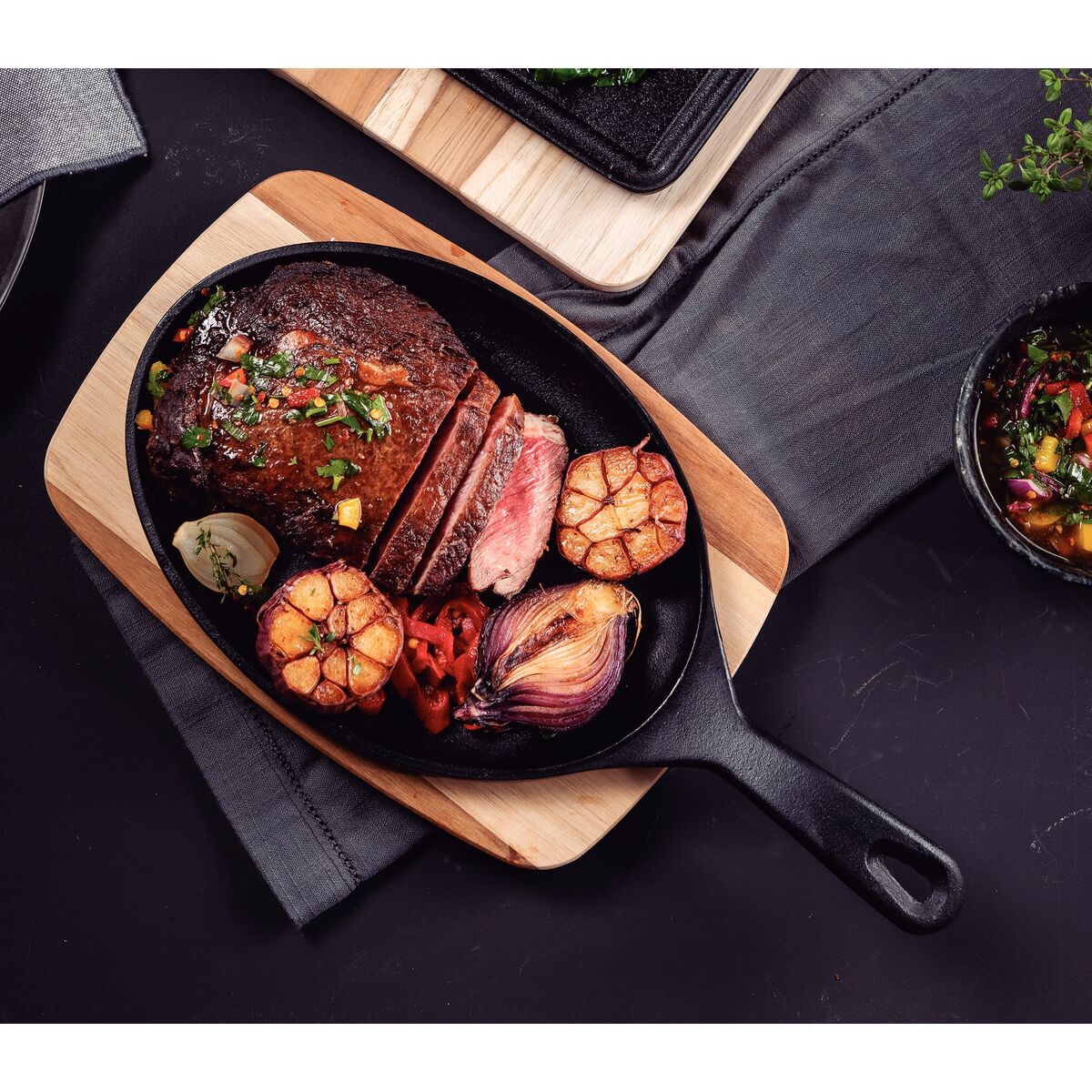 SARTÉN DE HIERRO FUNDIDO CON BANDEJA - CHURRASCO ESSENCIAL
