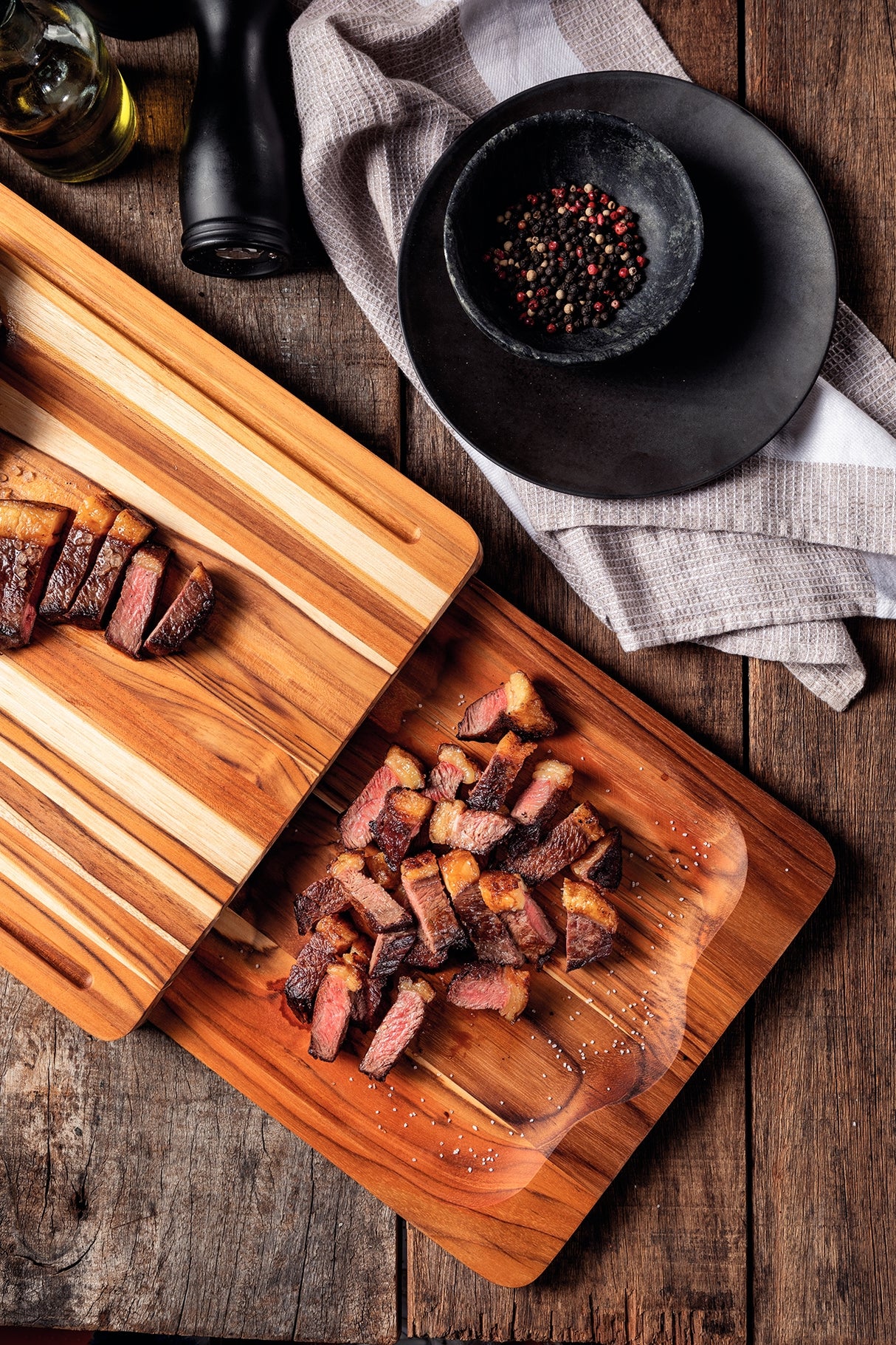 Juego de Tabla + Bandeja en Madera de Teca Churrasco Premium 40 x 30 cm