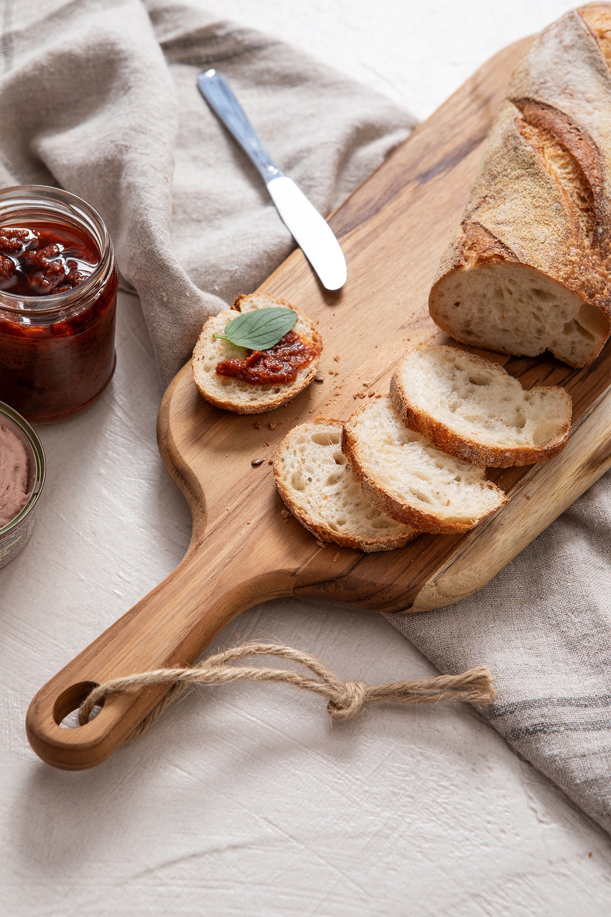 Tabla de Madera Teca para Presentacion y Corte Provence 48 x 19 cm