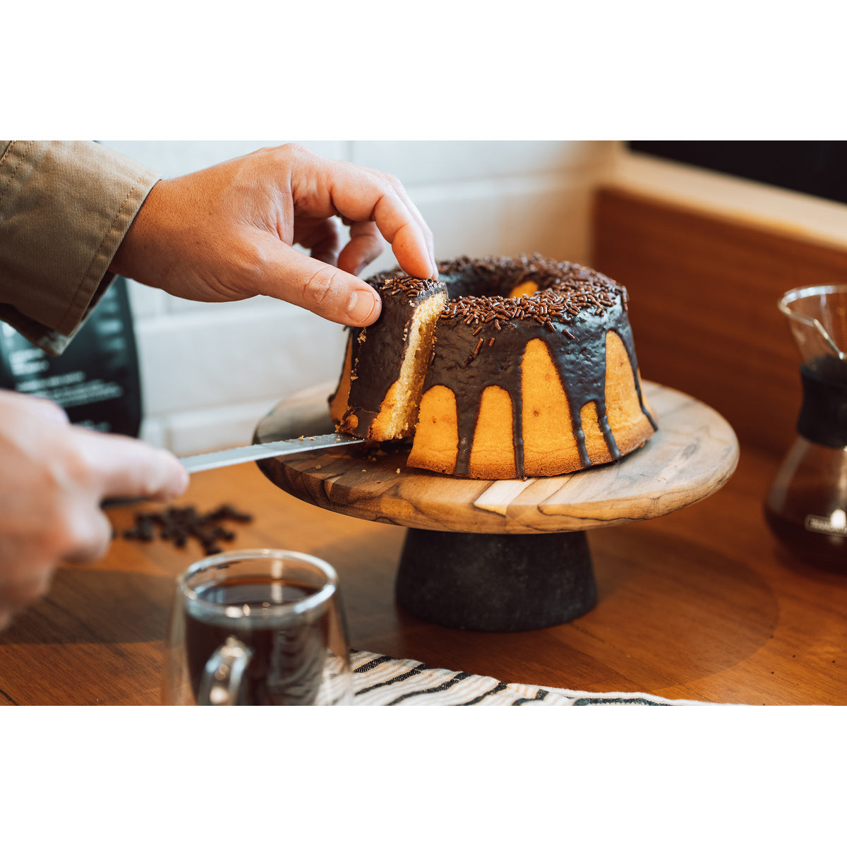 TABLA PRESENTACIÓN MADERA DE TECA C/BASE 32X13CM - PROVENCE