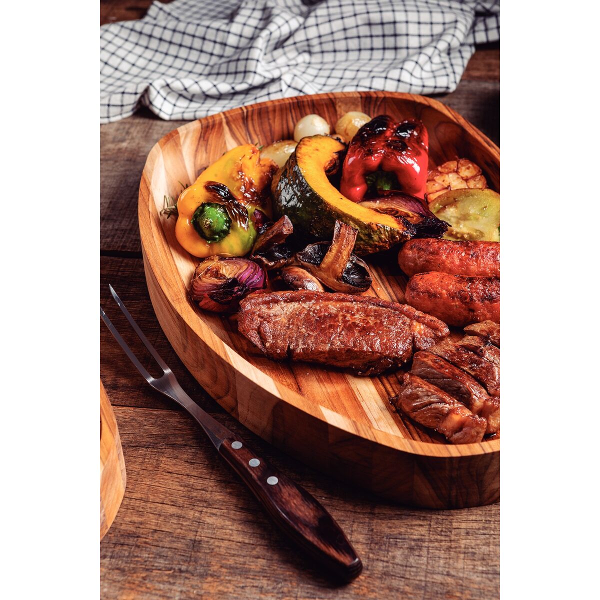 TABLA DE TECA PARA SERVICIO Y PRESENTACION 44 X 33 X 5CM - CHURRASCO PREMIUM