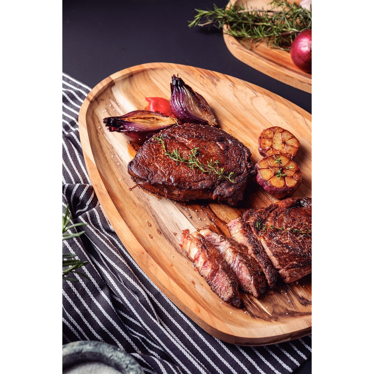 TABLA DE TECA PARA SERVICIO Y PRESENTACION 44 X 33 X 1,8CM - CHURRASCO PREMIUM