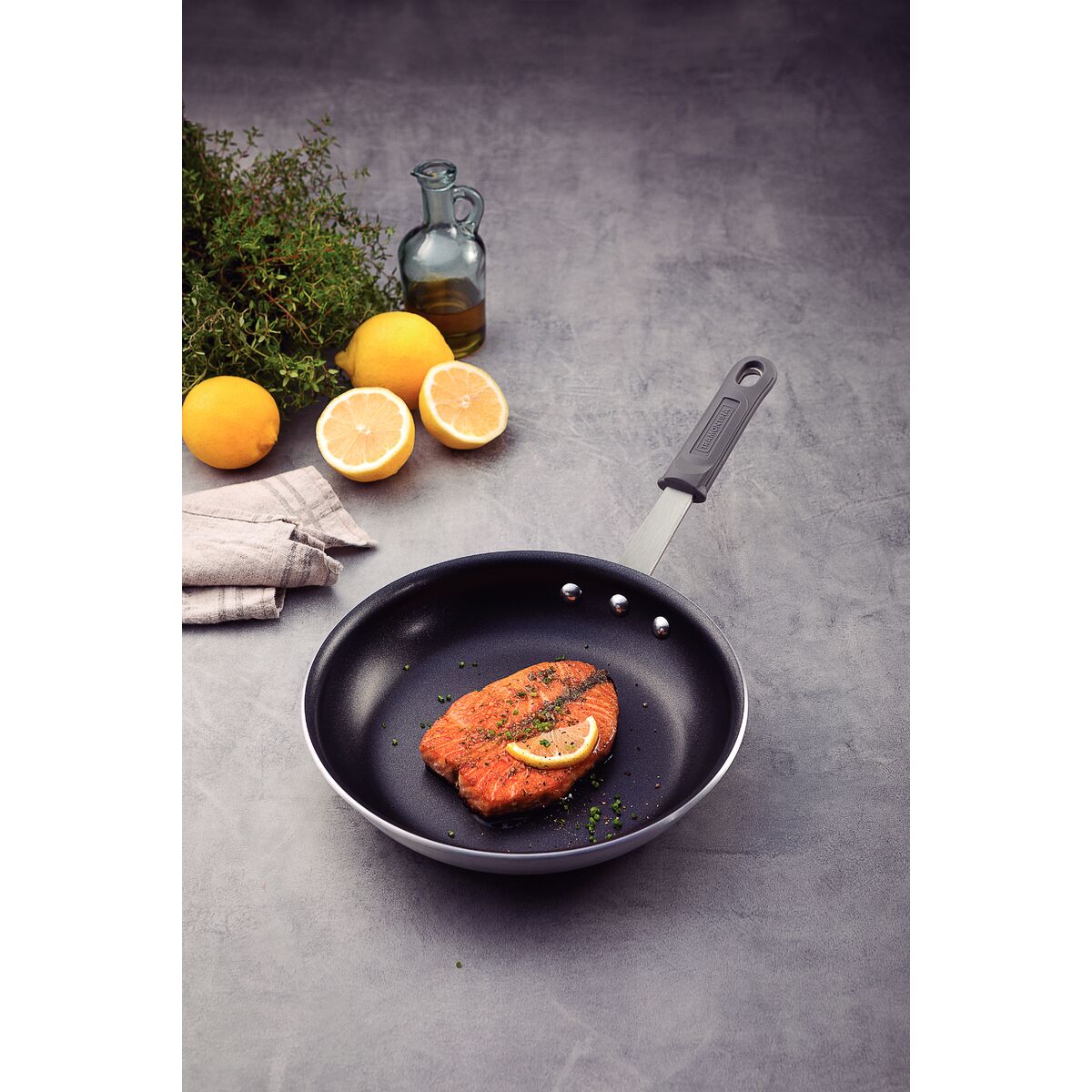 SARTÉN DE ALUMÍNIO CON ANTIADHERENTE 25CM - 2,00L. - PROFESSIONAL