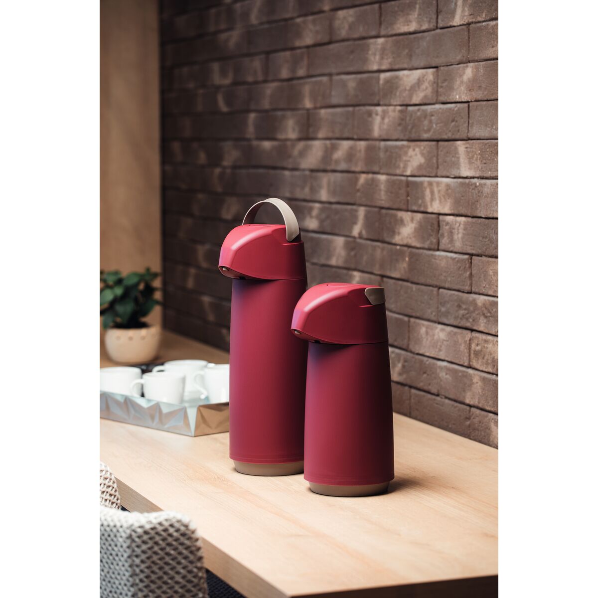 TERMO CON SIFÓN 1L. - ROJO