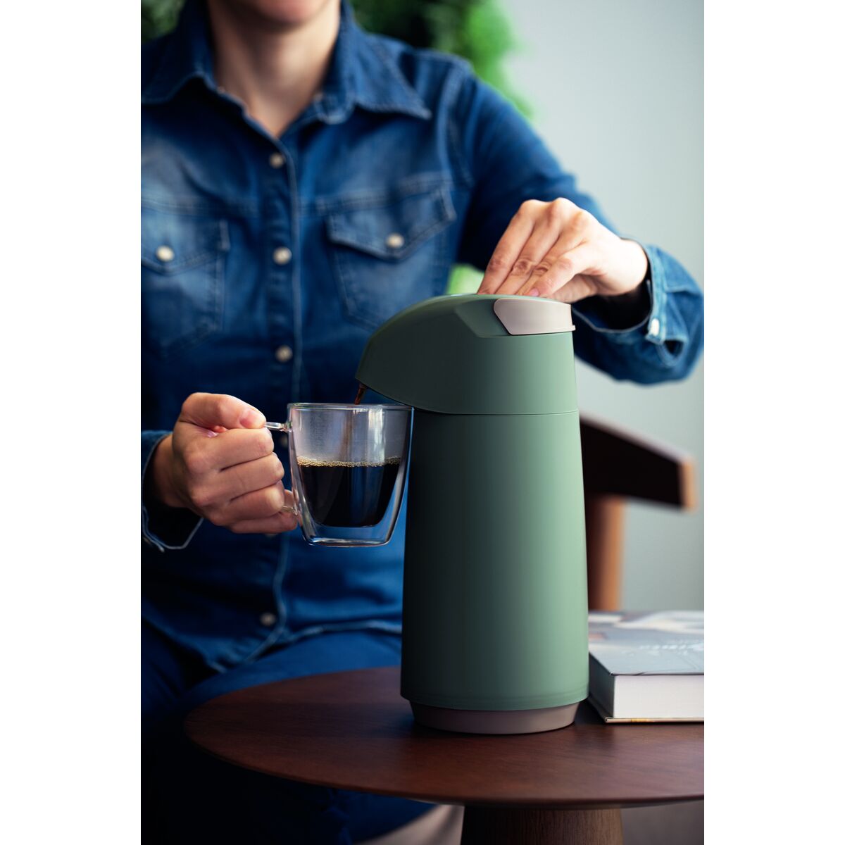 TERMO CON SIFÓN 1L. - VERDE