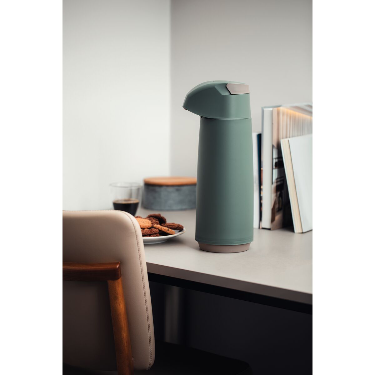 TERMO CON SIFÓN 1.8L. - VERDE