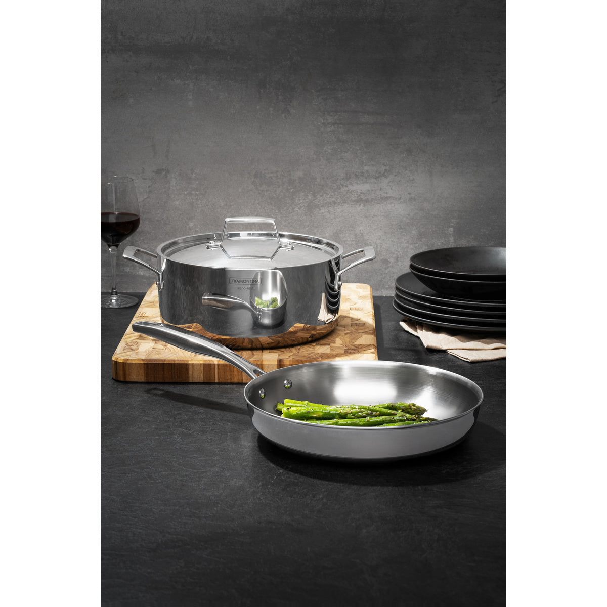 Tramontina Cacerola Tri-Ply Grano de Acero Inoxidable 24 cm 4,7L