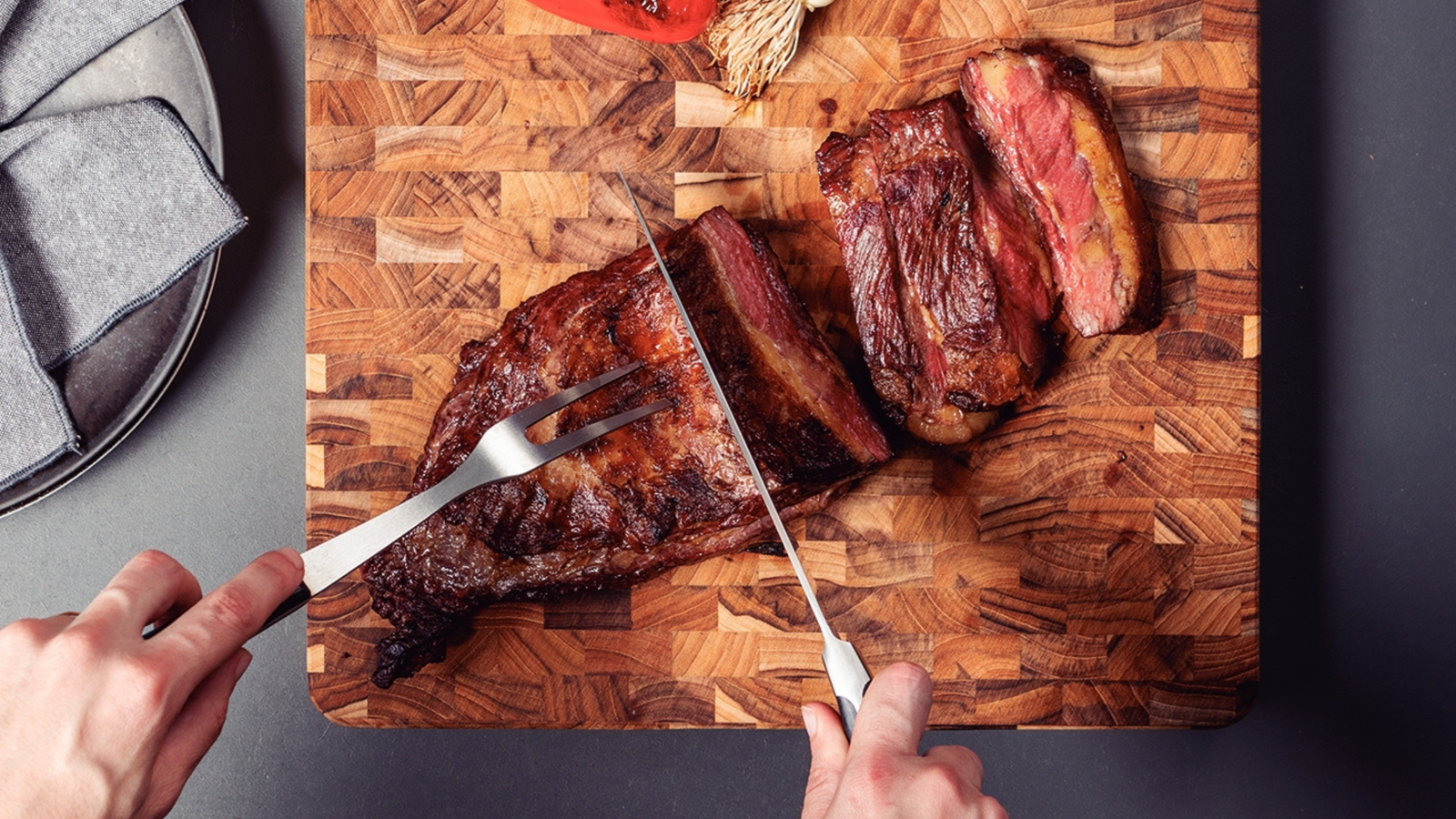 El secreto de una parrillada de primera: picaña con ajo confitado