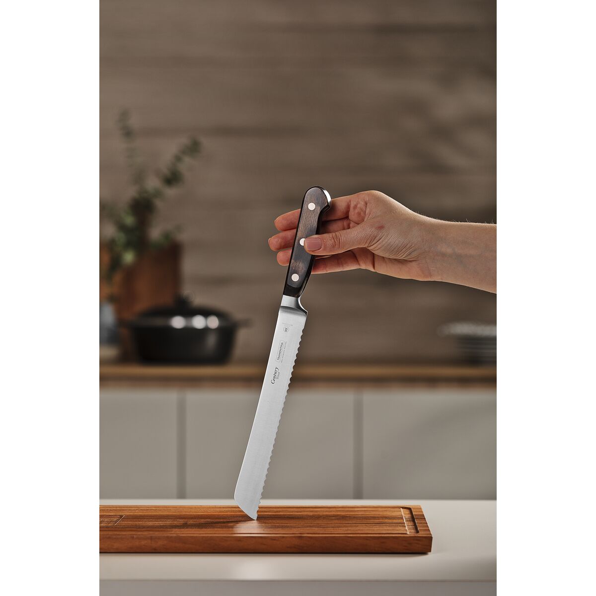 CUCHILLO PAN 20,5CM - CENTURY WOOD NSF