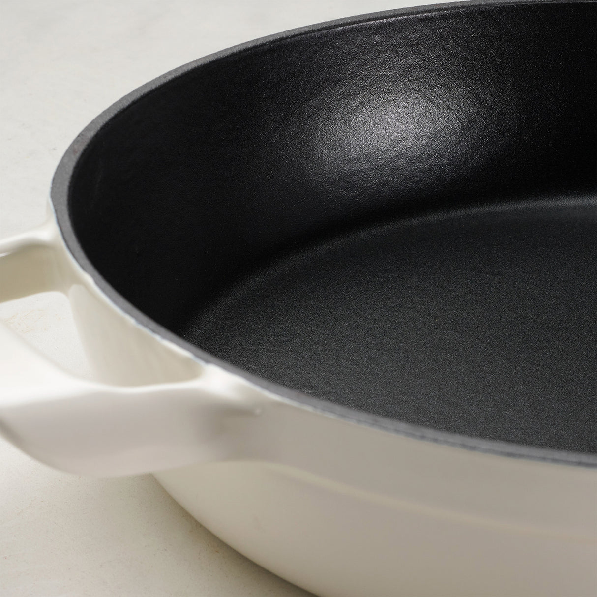 Tramontina Sartén con Tapa de Hierro Fundido Esmaltado Latte 30 cm - 3,8 L